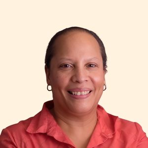Elena Martinez-Drinks, Therapist