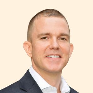 Christopher Bruck, Therapist