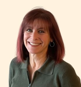 Jenifer Fischer, Therapist