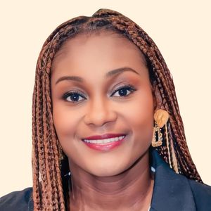 Natalia Dankwa, Therapist