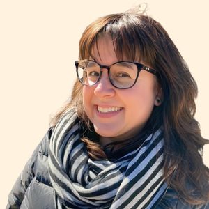 Sara Anderson, Therapist