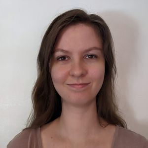 Katie Phillips, Therapist