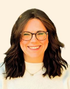 Kallyn Heiges, Therapist