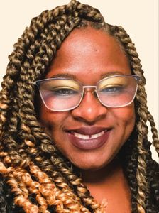 Kiara Turner, Therapist
