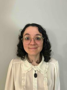 Samantha Sadler, Therapist