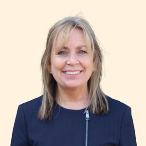 Karen Brown, Therapist