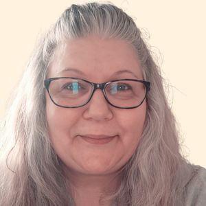 Christine Dowd, Therapist