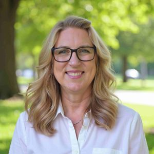 Cheri Gieski, Therapist