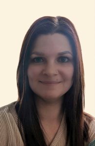 Lauren Hensley, Therapist