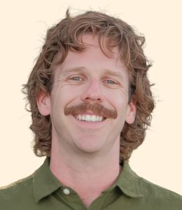 Jacob Bergstrom, Therapist