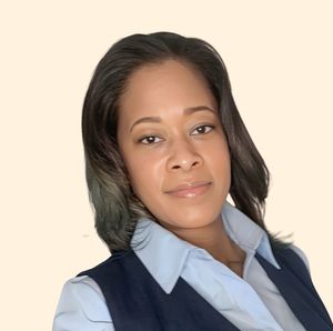 Wynter Wyrick, Therapist