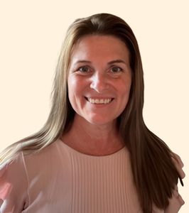 Nicole Erickson, Therapist