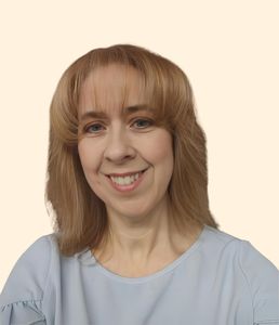 Ann Marie Dennis, Therapist