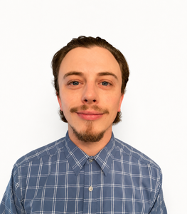 Daniel Kaprelian, Therapist