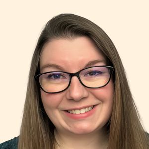 Nicole Cangelose, Therapist