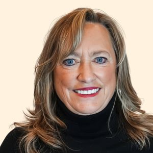Rebecca Jones, Therapist