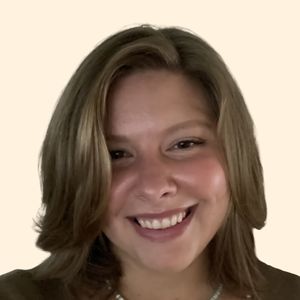 Alexandra Crosby, Therapist