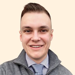 Wyatt Ledford, Therapist
