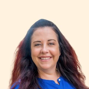 Maura Castellanos, Psychologist