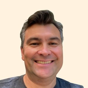 Daniel Myer, Therapist