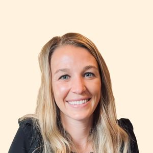Kara Engebretson, Therapist