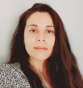 Edith Larios