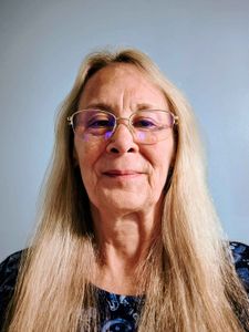 Karen Woller, Therapist