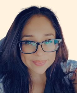Desiree Cortinas, Therapist
