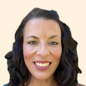Shawnee Rygiel, Therapist