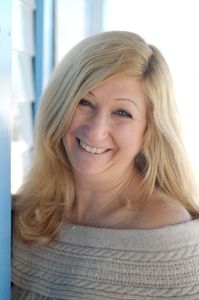 Wynne Levine