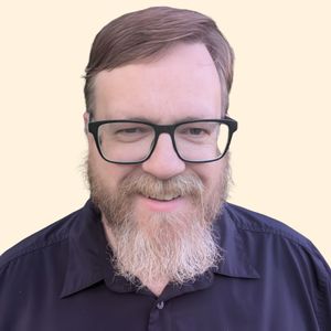 Timothy Hyer-Devine, Therapist