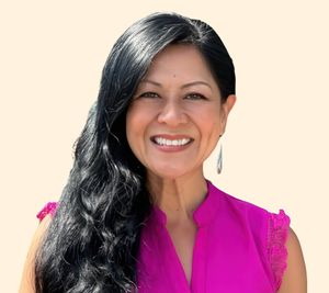 Huong Butel, Therapist