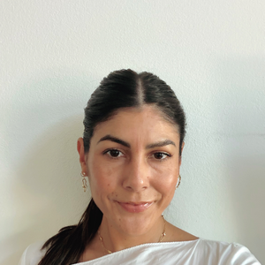 Stephanie Rocha, Therapist