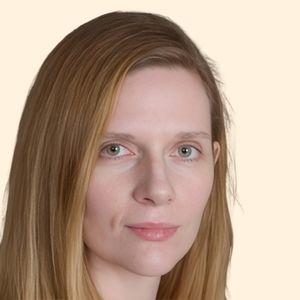 Linsey Norton, Therapist