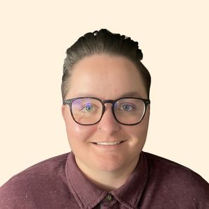 Brianna Seaman, Therapist