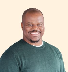 Paul Louis, Therapist