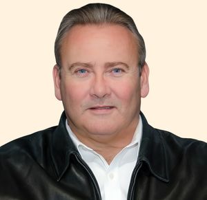 Clinton Symons, Therapist