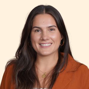 Zoe Ziman, Therapist