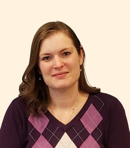 Amy Dwyer, Therapist