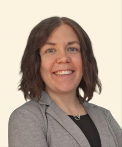 Samantha Sadler, Therapist