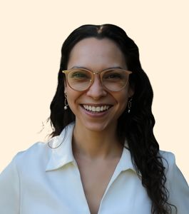 Riann Pena, Therapist