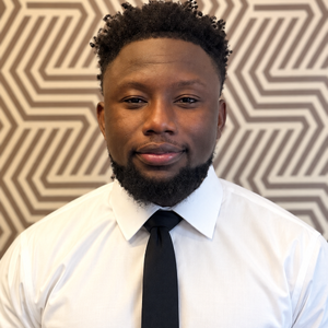 Abu Kamara, Therapist