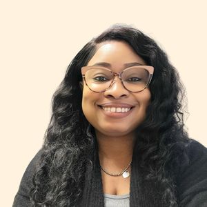 Martina Lowery, Therapist