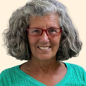Deborah Roberts, Therapist