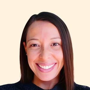 Sinthia Serrato, Therapist