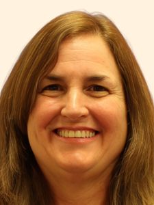 Raegin Hart, Therapist