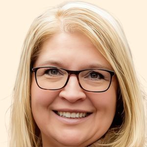 Tonya Farrer, Therapist