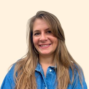 Savannah Howe, Therapist
