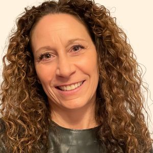 Jodi Weisberger, Therapist