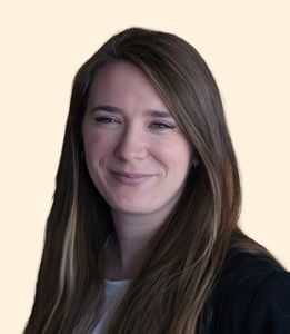Alexandria Todd, Therapist